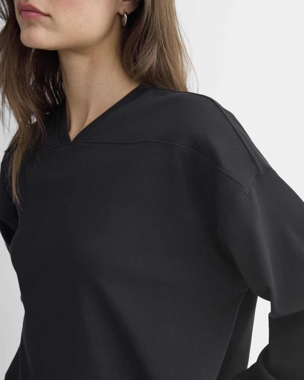 Retro V-Neck Jersey | Black - Image 4