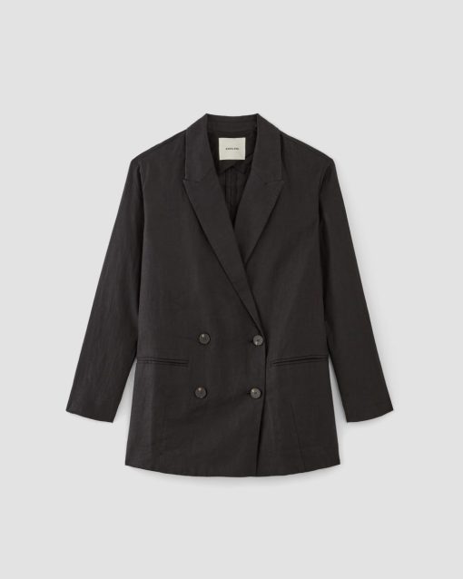 Alternative view of The Linen Double Breasted Blazer | Black