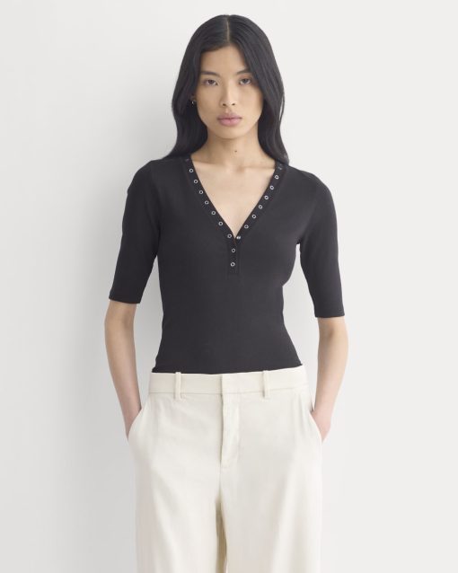 Luxe Rib V-Neck Henley | Black