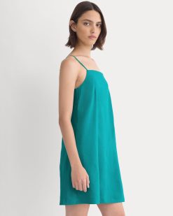 Alternative view of Mini Shift Dress in Stretch Linen | Everglade