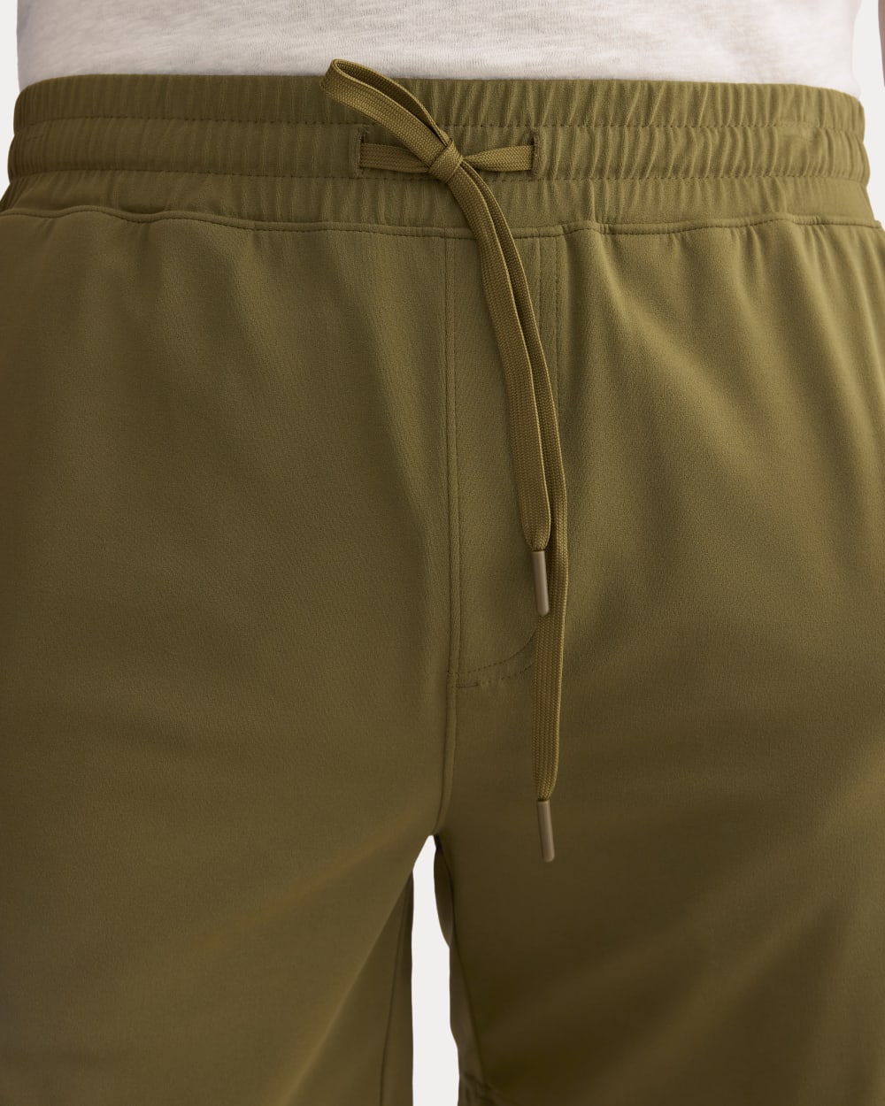 The Off-Duty Tech Short | Olive - Image 4