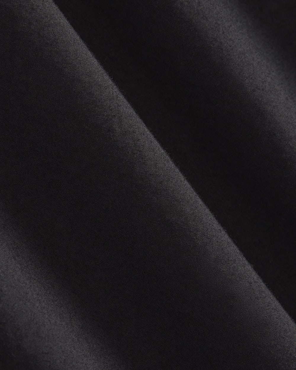 Muscle Shirtdress in Lightweight Cotton | Black - Image 7