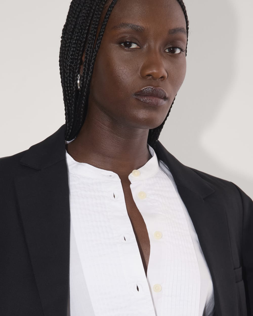 The Tuxedo Shirt in Silky Cotton | White - Image 4