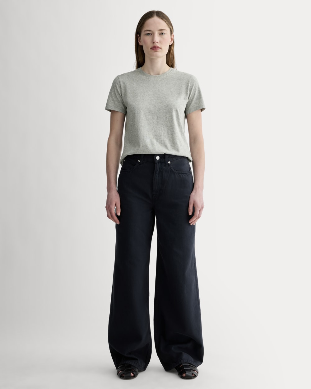 The Slim Crew in Essential Cotton | Heathered Grey - Image 3