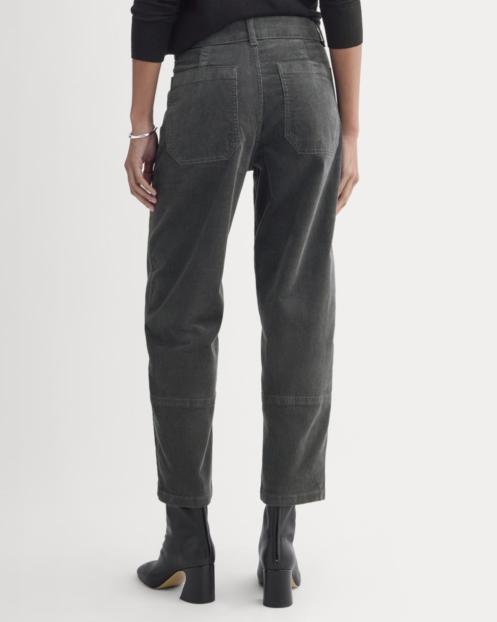 The Utility Barrel in Corduroy | Graphite - Image 5