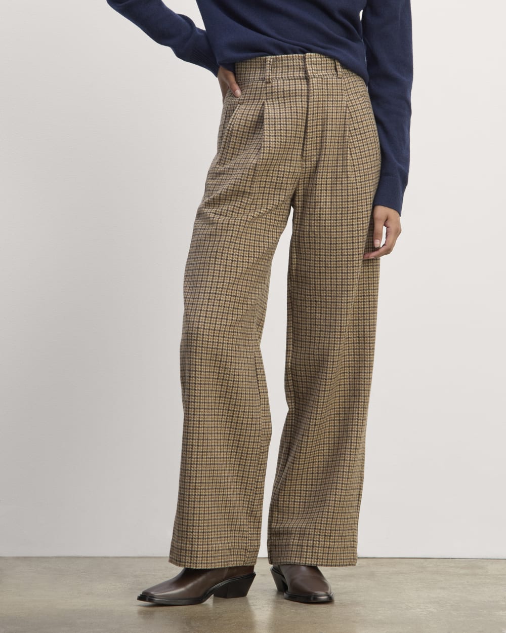 The Draper Pant in Wool | Camel Houndstooth - Image 3