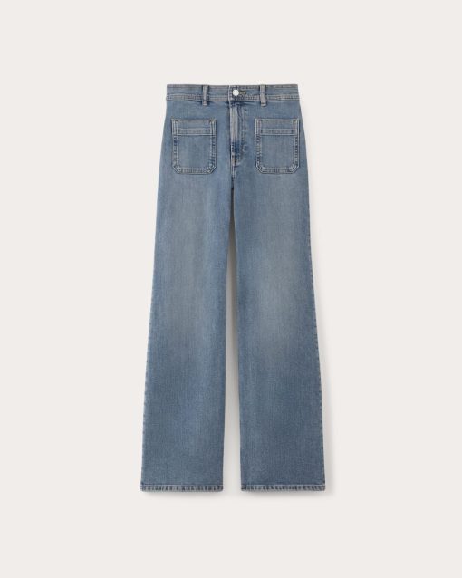 Alternative view of The '70s Wide Jean | Vintage Light Indigo
