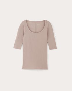 Alternative view of The Luxe Rib Scoop-Neck Tee | Dusty Rose