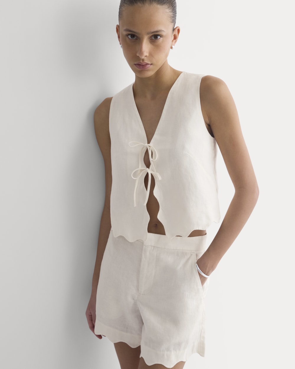 Tie-Front Scallop Tank in Linen | Bone - Image 4