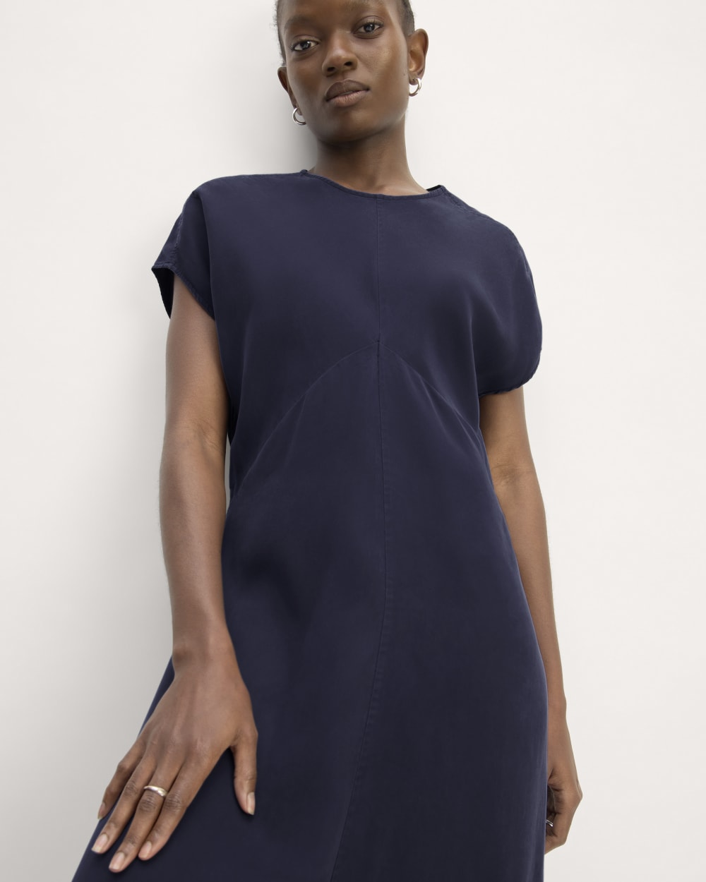 The TENCEL™ Short-Sleeve Midi Dress | Navy - Image 4