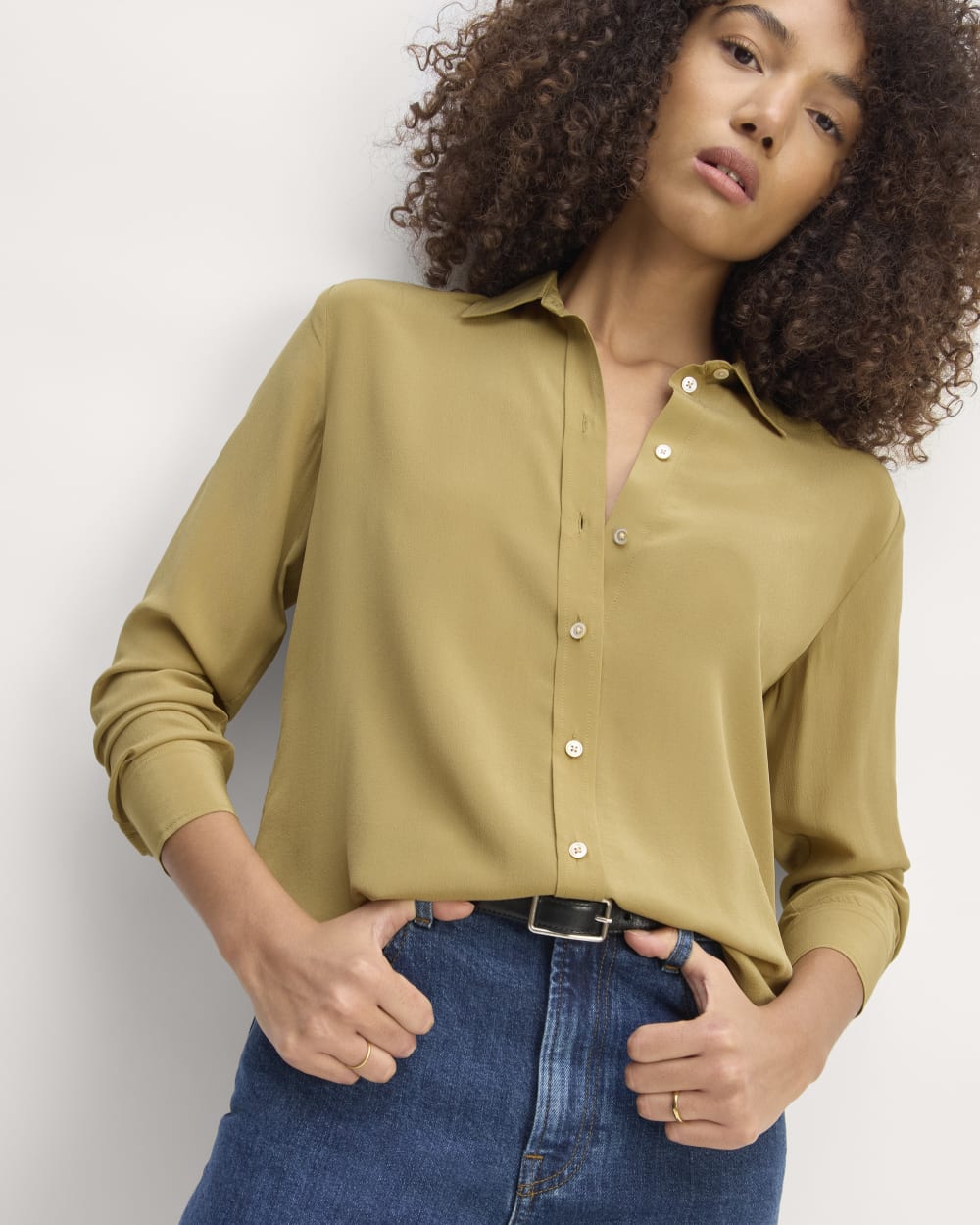 The Must-Have Shirt in Washable Silk | Fennel Seed - Image 5