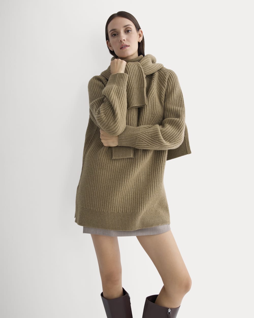 Cocoon Turtleneck in Wool Cashmere | Toast - Image 3