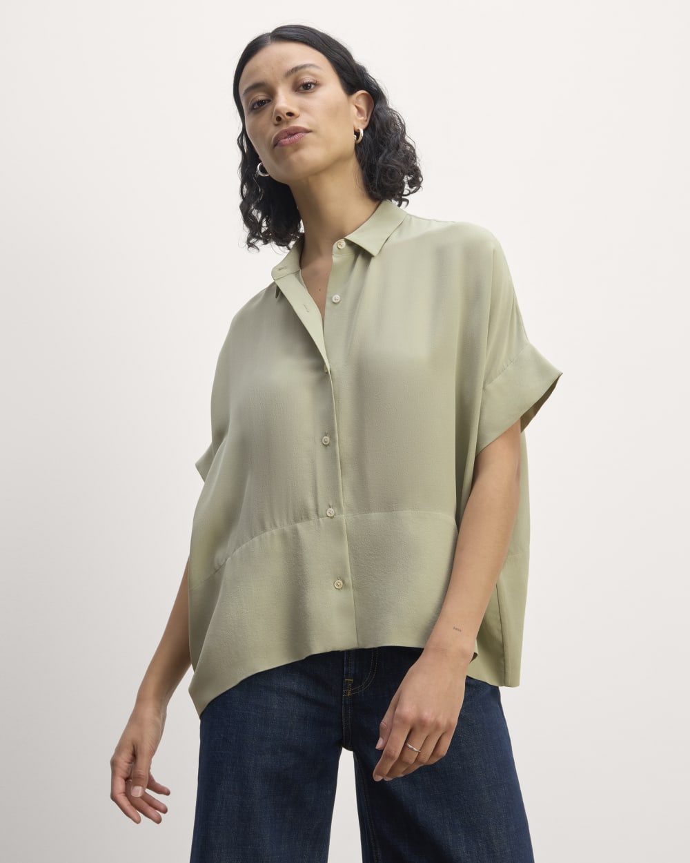 The Boxy Shirt in Washable Silk | Seagrass