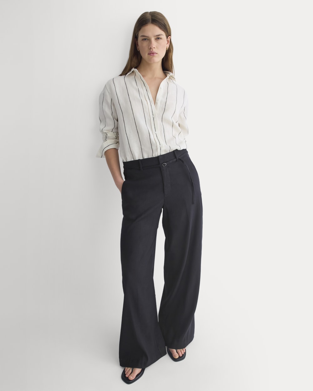 Wide-Leg Belted Pant in Stretch Linen | Black | Regular - Image 5