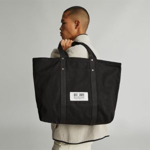 Alternative view of The Organic Canvas Weekender | Black