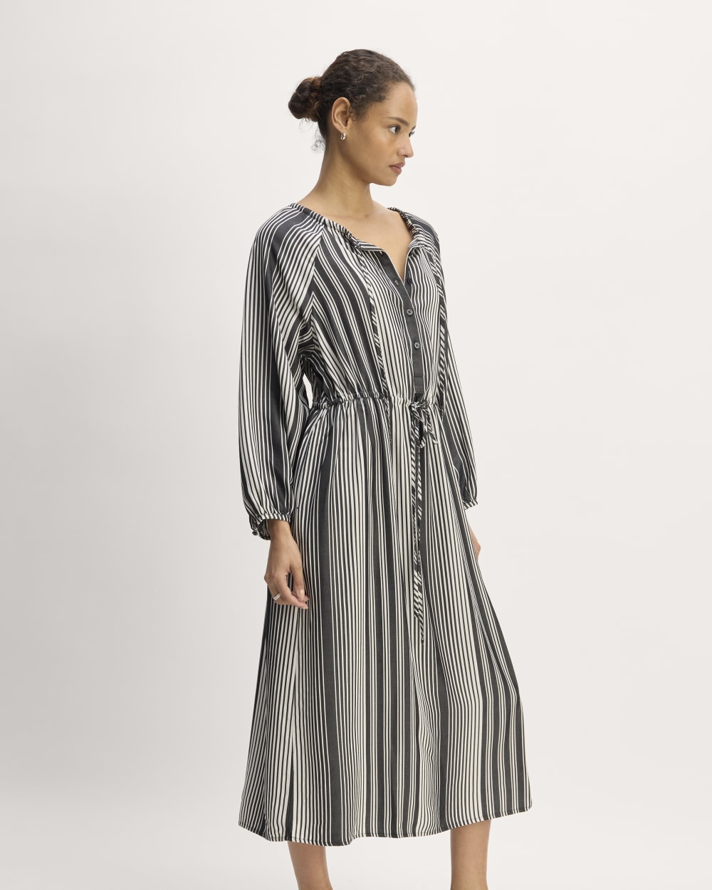 The TENCEL™ Gathered Maxi Dress | Black / Bone - Image 3
