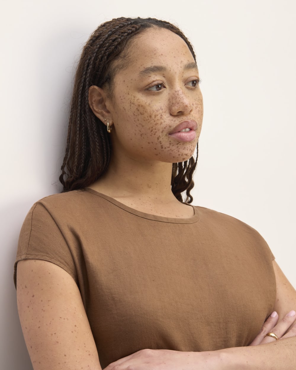The Muscle Top in Linen | Carob Brown - Image 4