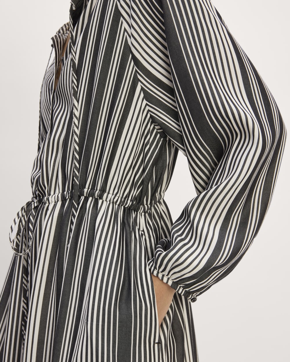 The TENCEL™ Gathered Maxi Dress | Black / Bone - Image 5
