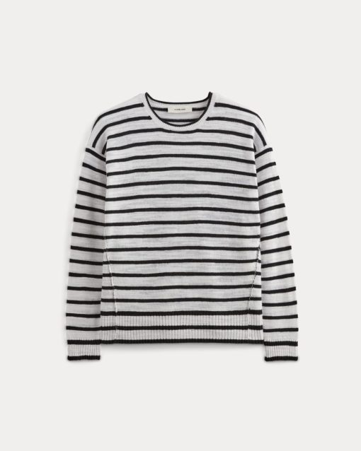 Alternative view of The Slouch Sweater in Cotton Linen | White / Black