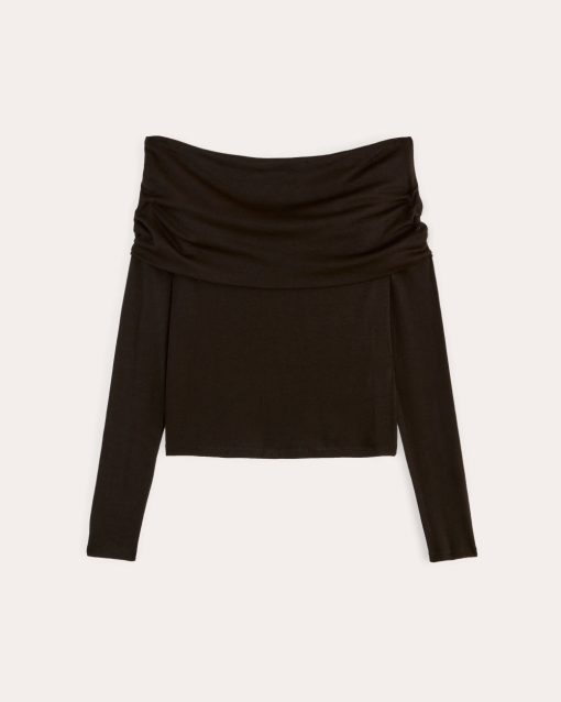 Alternative view of The Off-the-Shoulder Top in Butterluxe | Black