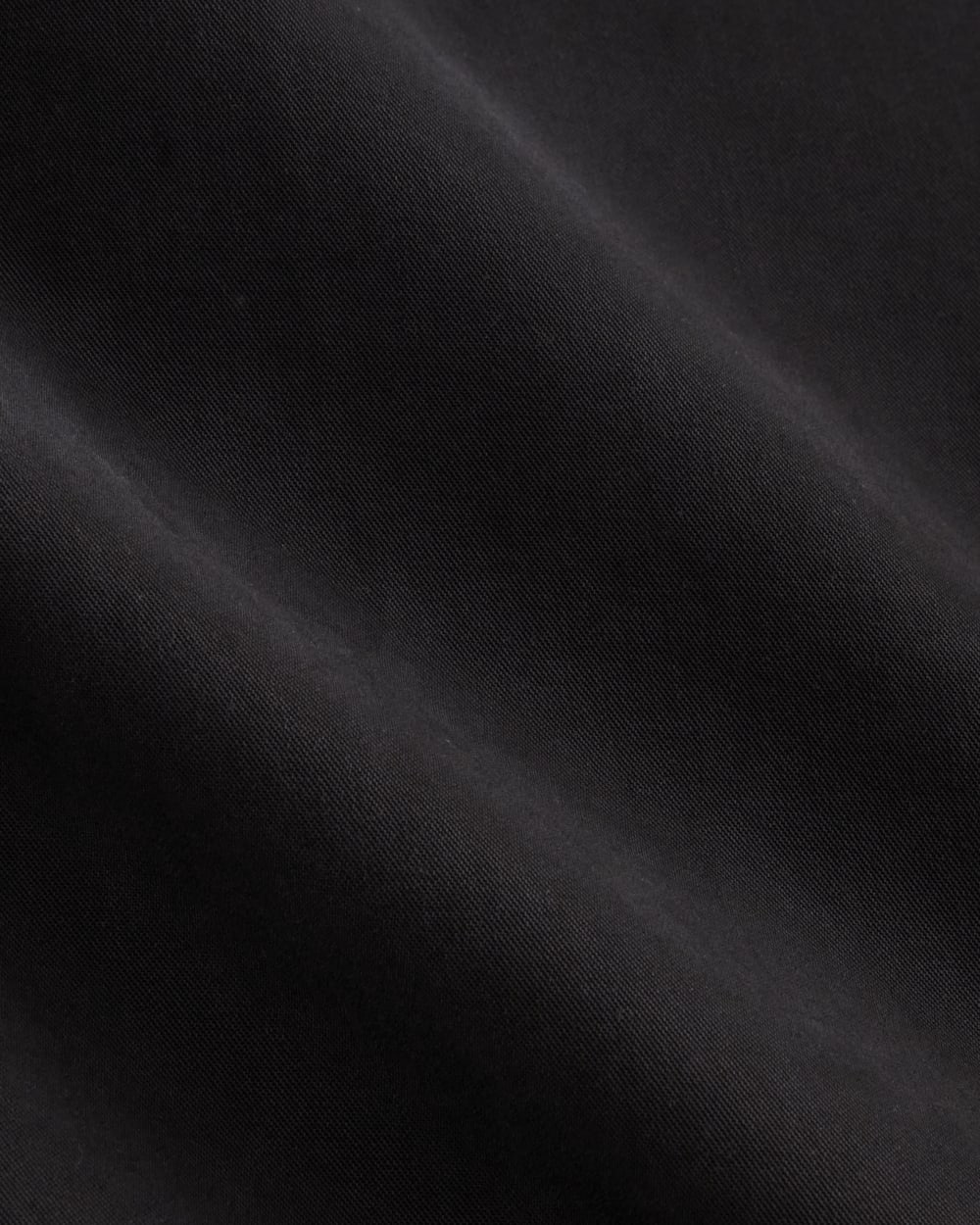 The Short-Sleeve Square Shirt in Butterlite | Black - Image 6
