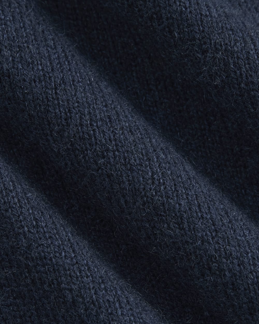 Midweight Cashmere Crew | Navy - Image 9