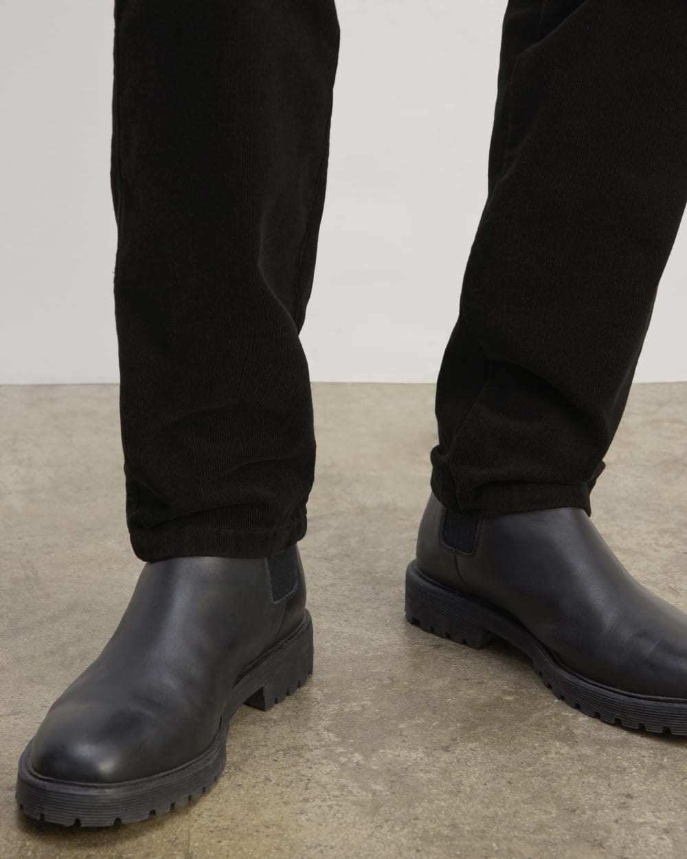 The Corduroy Trouser | Black - Image 5