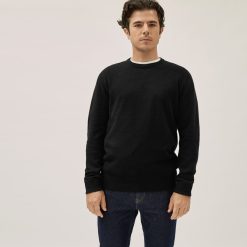 Alternative view of The Grade-A Cashmere Crew | Black