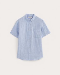 Alternative view of The Classic Short-Sleeve Shirt in Linen | Light Blue