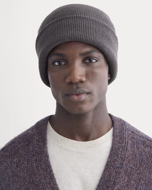 Alternative view of The Cabin Beanie | Heathered Burgundy
