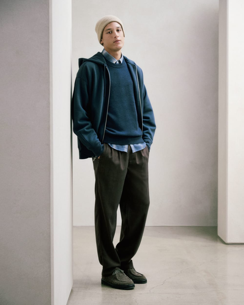Pleated Trouser in Tailor Twill | Black - Image 8