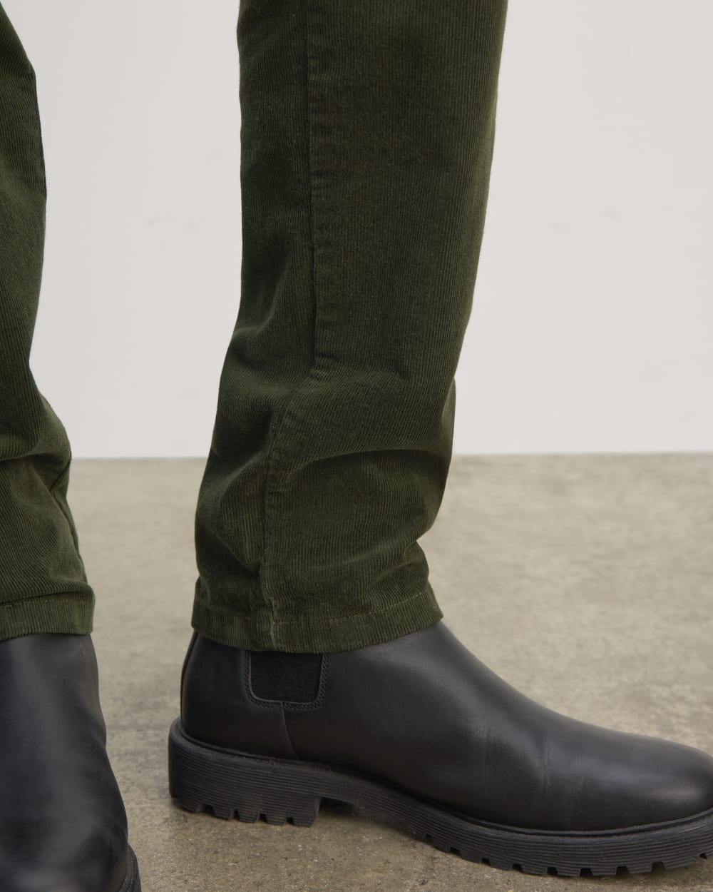 The Corduroy Trouser | Dark Forest - Image 5