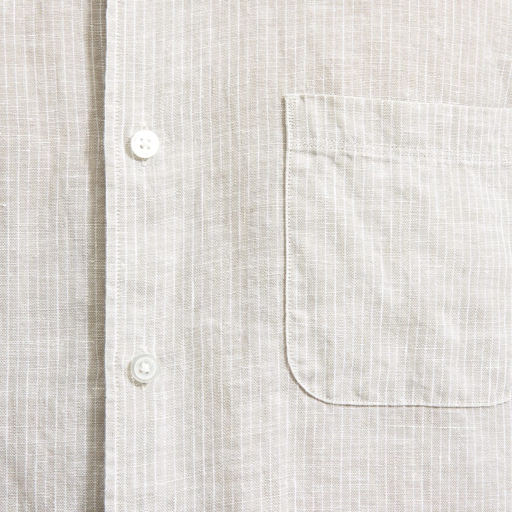 The Classic Short-Sleeve Shirt in Linen | Stone / White Stripe - Image 3